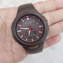 DG-4082